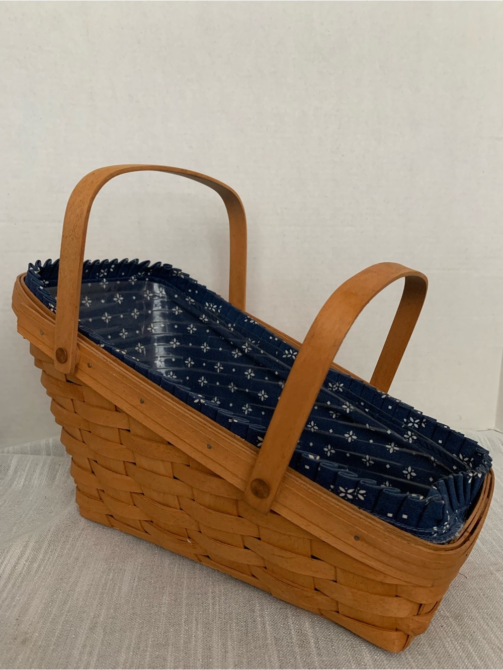 Longaberger 1995 Vintage Slanted Organizer/ Vegetable Harvest Basket With Liners
